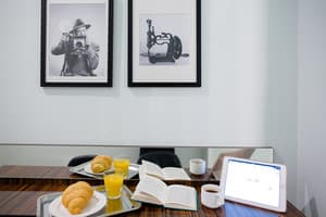 Art Deco Central Rooms 6