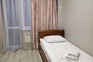 Біля Замку 2