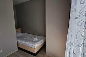 Біля Замку 21