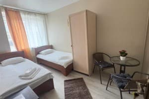 Біля Замку 31