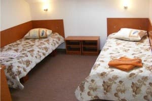 Готельно-ресторанний комплекс Bumerang Hotel. Стандарт 4-місний  1