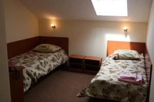 Готельно-ресторанний комплекс Bumerang Hotel. Стандарт 4-місний  4