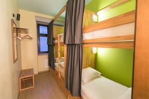 Хостел Dream Hostel Lviv. Место в общем 4-местном номере  1