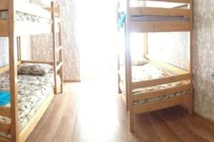 Хостел Green Street Hostel. Место в общем 4-местном номере  3