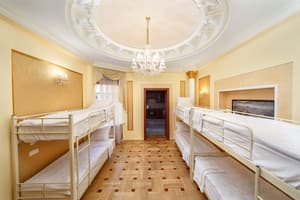 Хостел Hostel Suputnyk. Место в общем 8-местном номере  3