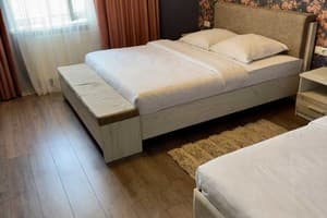 Львовский 7