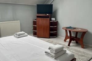 Львовский 12