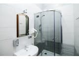 Premium Hostel 8