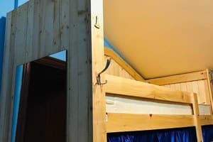 Хостел Sunday mini hostel. Место в общем 10-местном номере  4