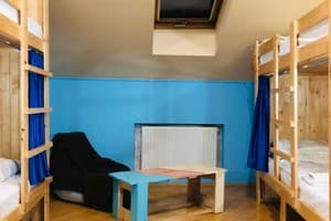 Хостел Sunday mini hostel. Место в общем 6-местном номере  1
