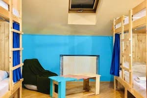 Хостел Sunday mini hostel. Место в общем 6-местном номере  5